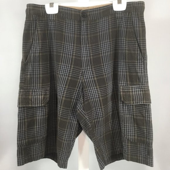 Retreat Plaid Shorts - Picture 1 of 2
